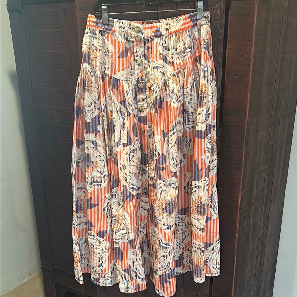 Anthropologie multi colored buttons in the front Midi Skirt A-Line Casual